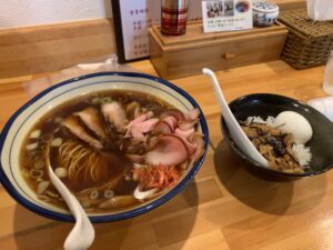 中華そば 香伏 中華そば大盛と鳥皮丼